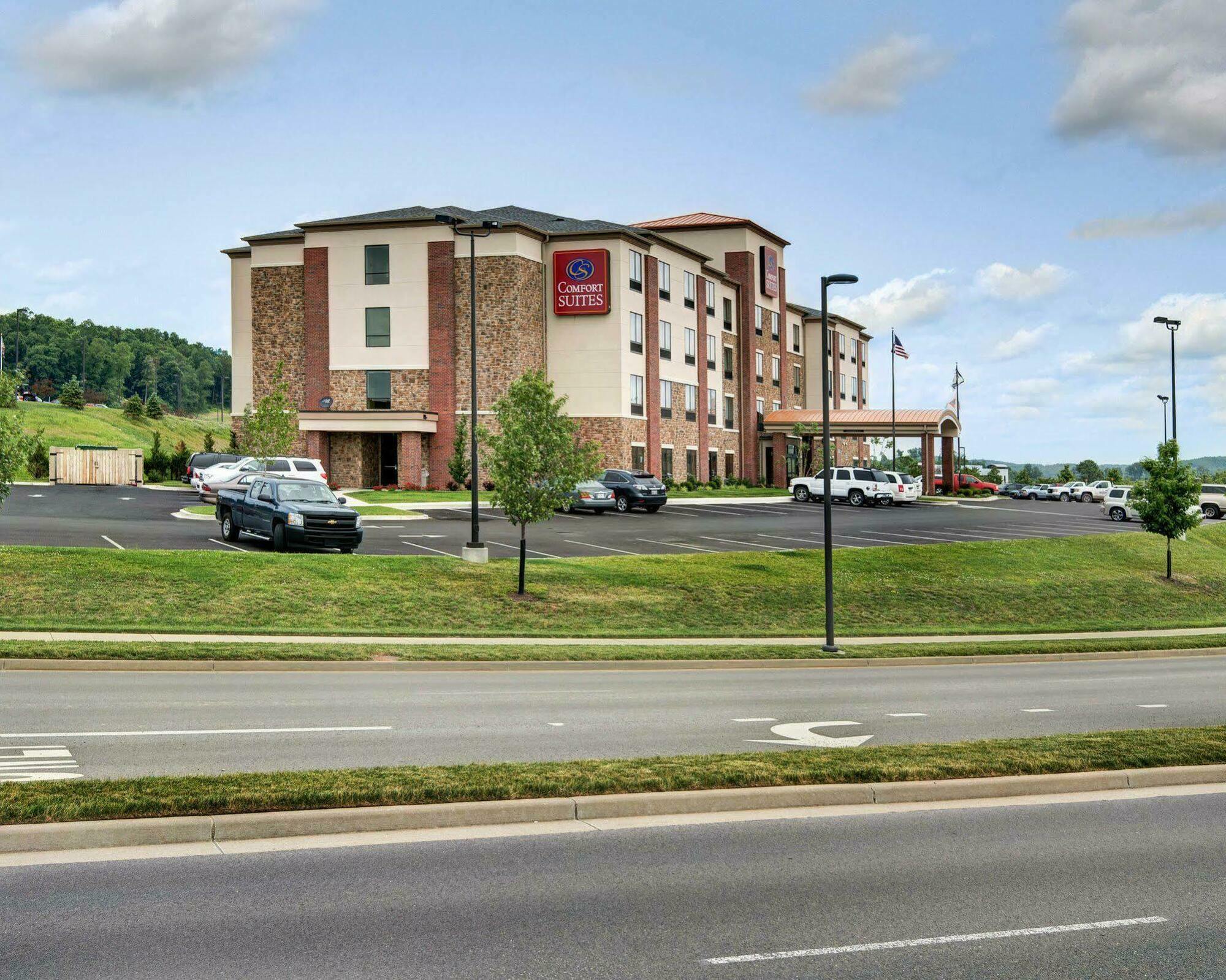 Comfort Suites Bridgeport - Clarksburg Exterior photo